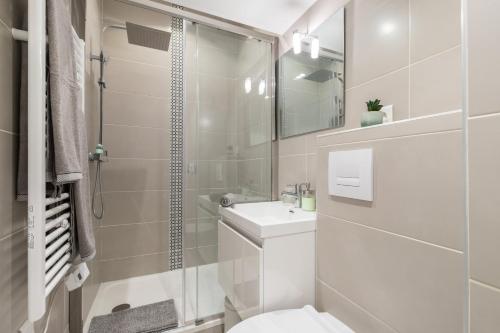 SMARTBNB - Magnifique 2 pièces - Quartier du Port - Dernier étage - image 4