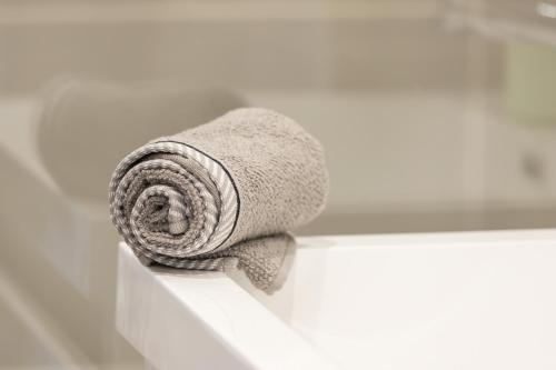 SMARTBNB - Magnifique 2 pièces - Quartier du Port - Dernier étage - image 11