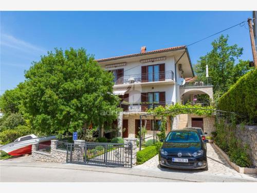 Apartments Dora - Selce