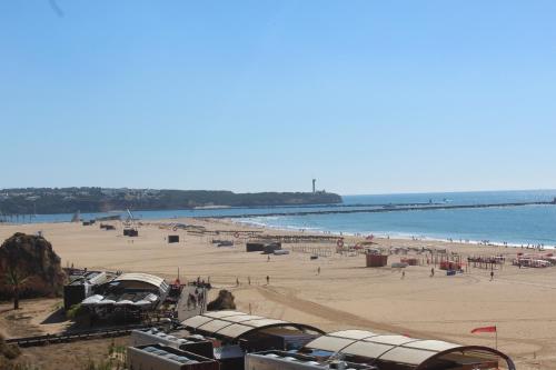 T2 Praia da Rocha/ Beach - image 3