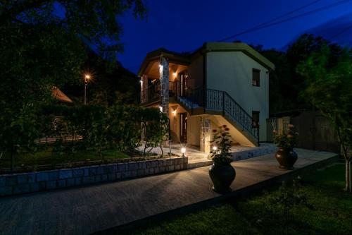 Ethno Lodge AB in Virpazar