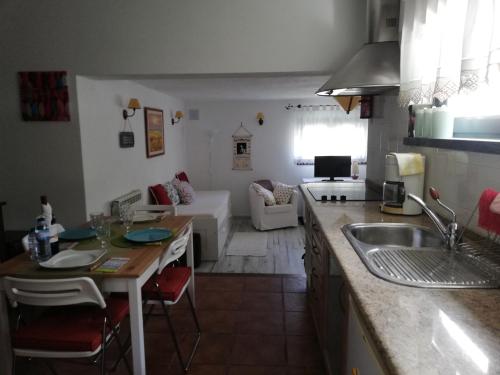 ห้องครัว, Moradia no Seixal Ericeira in ไบร์โร อาร์เซนิโอ อมาเดว