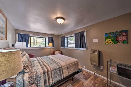 Cozy Outdoorsy Haven by Golf Course with Deck! - image 8