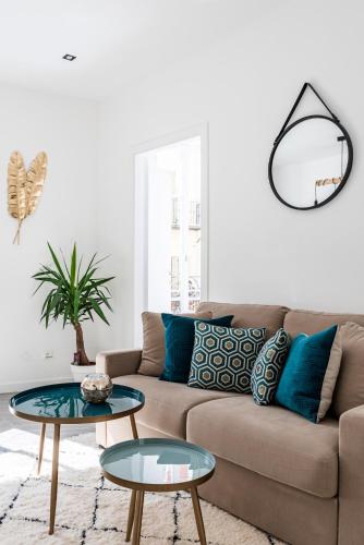 26 MASSENA - Moderne 2 pieces - ZONE PIETONNE - main image