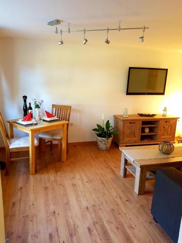 Schuhsterhus am Bodden