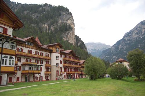 VILLAGGIO TURISTICO PLONER 6466667 Toblach