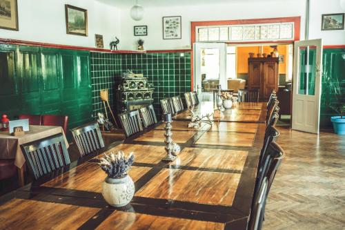 Banketu zāle, Hotel Pod Zvicinou in Dolní Brusnice