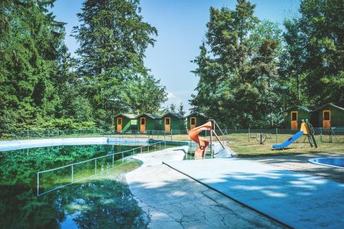 Apkārtne, Hotel Pod Zvicinou in Dolní Brusnice