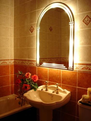 Bathroom, AbbeyCourt Kenmare Kerry in Kenmare