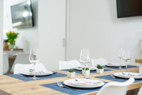 APARTAMENT 4B BLUE MARINE Poddąbie Basen Odkryty Brodziki Plac Zabaw