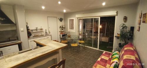 Secret Garden - Chez Gilles et Tra - Maison d hôte -T2 super mignon, neuf et indépendant , dans cadre agréable et zen