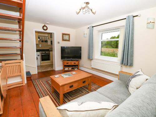2 Lock Cottages - image 12