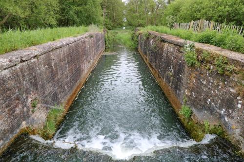 2 Lock Cottages