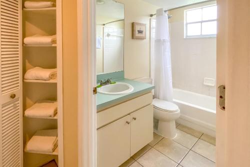 Royal Palm Bay 85 - main image