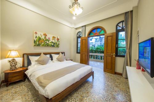Wulaolingxiao Double Room (Backyard) room in Lansheng yard