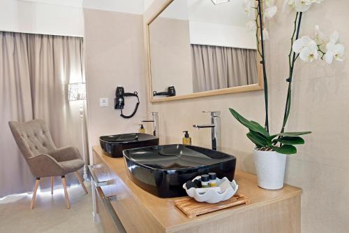Lilium Luxury Suites - image 10