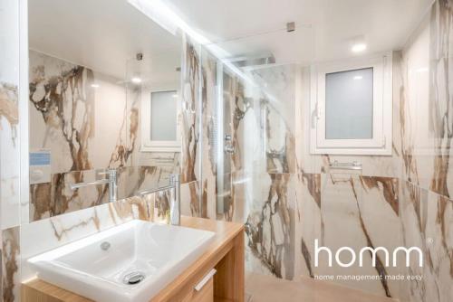 Brand New homm Apartment in the center of Athens, Vourdoumpa