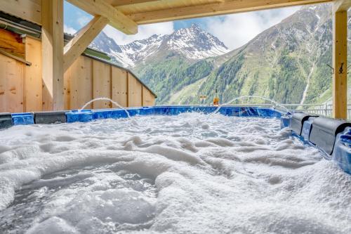 Hotel Burgstein - alpin & lifestyle - image 2