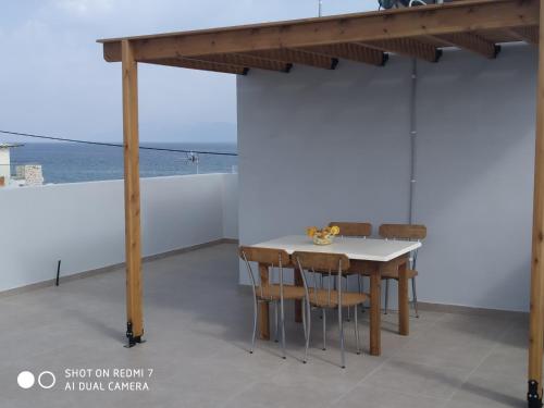 Comfortable newbuilt 2 Bedroom Apartment 15 meters from the sea - image 4