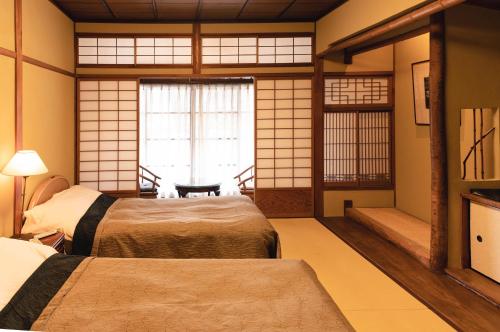 Japanese-Style Standard Twin Room(bed) with Shared Bathroom