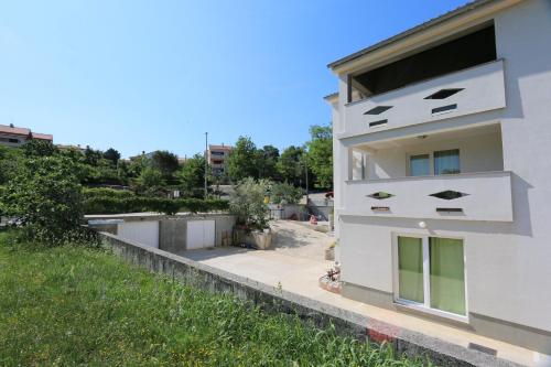 Apartments Mirjana - image 6