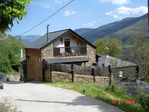 Spacious Apartment in Odollo, Mountain View, 150 sqm, Fireplace gîte à louer La Cuesta