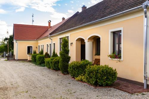 Kápolna Vendégház - image 4
