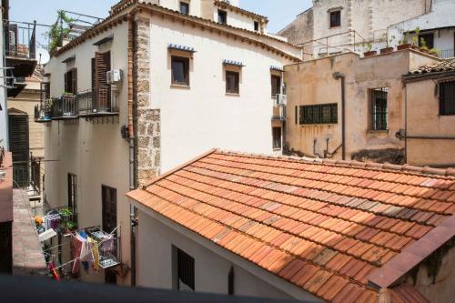 Nice apartment in Palazzo Vatticani, Palermo (fotografie 8)