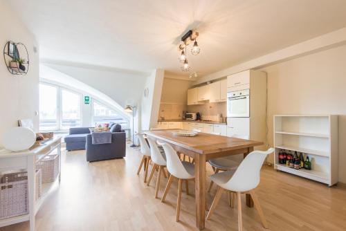 Modern and Large 2 bedroom apartment in Middelkerke