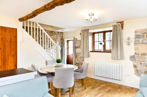 Knockerdown Cottages, Ashbourne (photo 9)