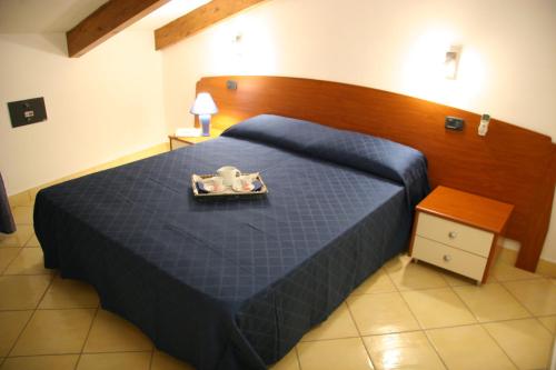 2 bedrooms, 3 beds