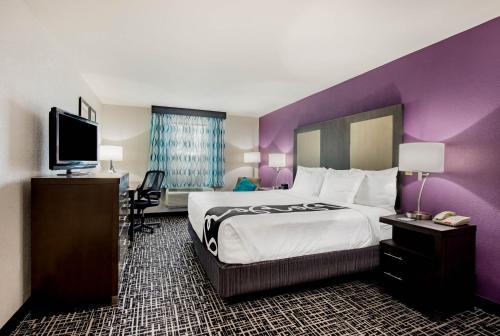 La Quinta Inn by Wyndham West Long Branch NJ Shore Area in West Long Branch, USA