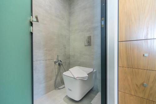 Lilium Luxury Suites - image 9