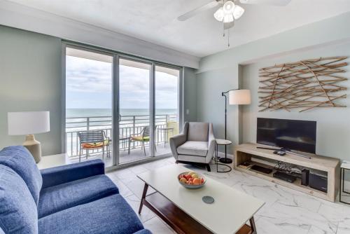 B&B Daytona Beach - Unit 808 Ocean Walk - 1 Bedroom Ocean Front - Bed and Breakfast Daytona Beach