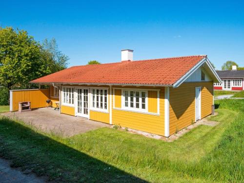  Three-Bedroom Holiday home in Aabenraa 6, Pension in Løjt