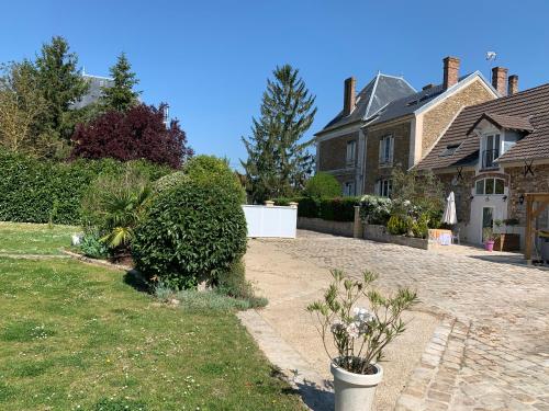 La Maison des Sources à la Ferme d'Auxonnettes