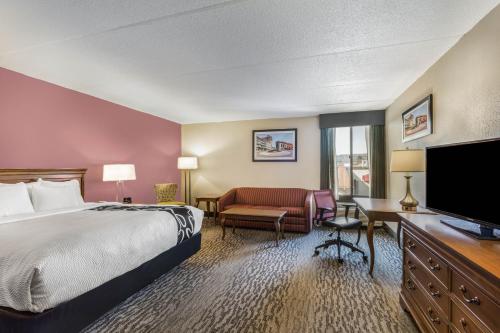La Quinta Inn by Wyndham Binghamton - Johnson City - image 7