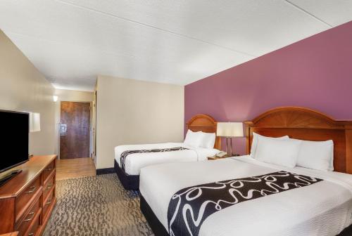 La Quinta Inn by Wyndham Binghamton - Johnson City - image 8