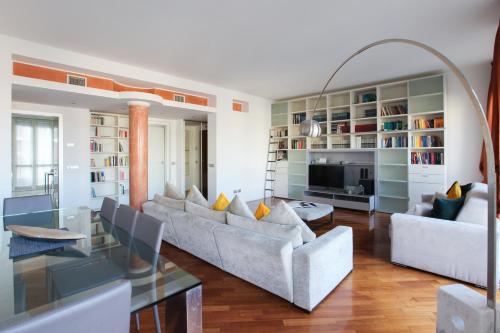 Heart Milan Apartments Duomo Missori - image 11