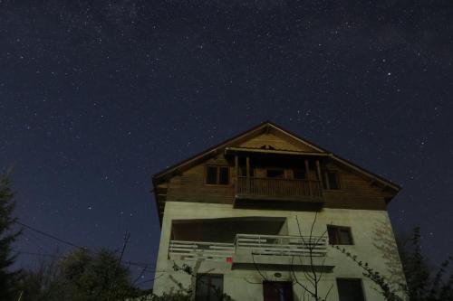 Ieeja, Surasul Muntelui in Valea Hotaruluja