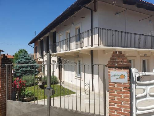 Aleks Friendly House