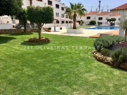  241 Oliveiras Terraces in Albufeira