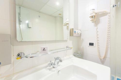 Best Western Hotel Artdeco - image 8