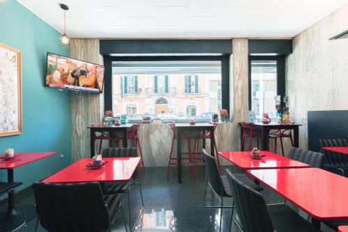 Bar/lounge, Executive Business Hotel in Liberta