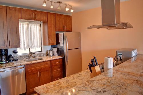 Pacific Shores B306 - image 5