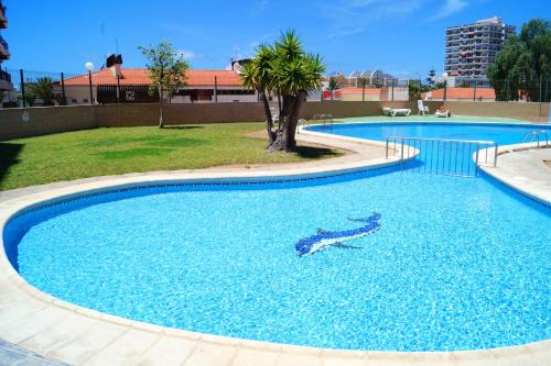2 bedrooms appartement at Santa cruz de tenerife 600 m away from the beach with sea view shared pool and furnished balcony