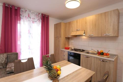 Apartments Mirjana - image 12