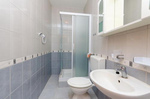 One-Bedroom apartment Standard image 8