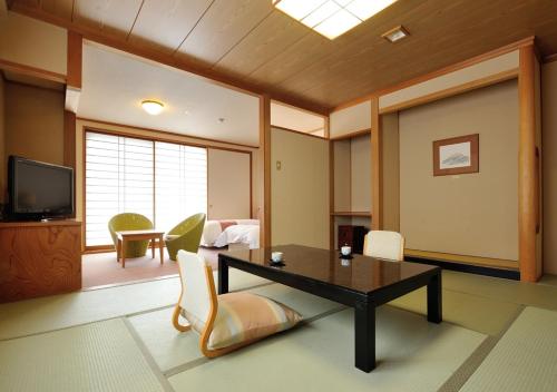 Japanese-Style Superior Room - Non-Smoking