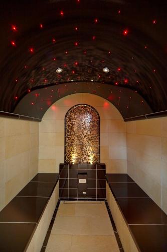 蒸氣室, MANA LISA Boutiquehotel in 勞達-科尼雪芬
